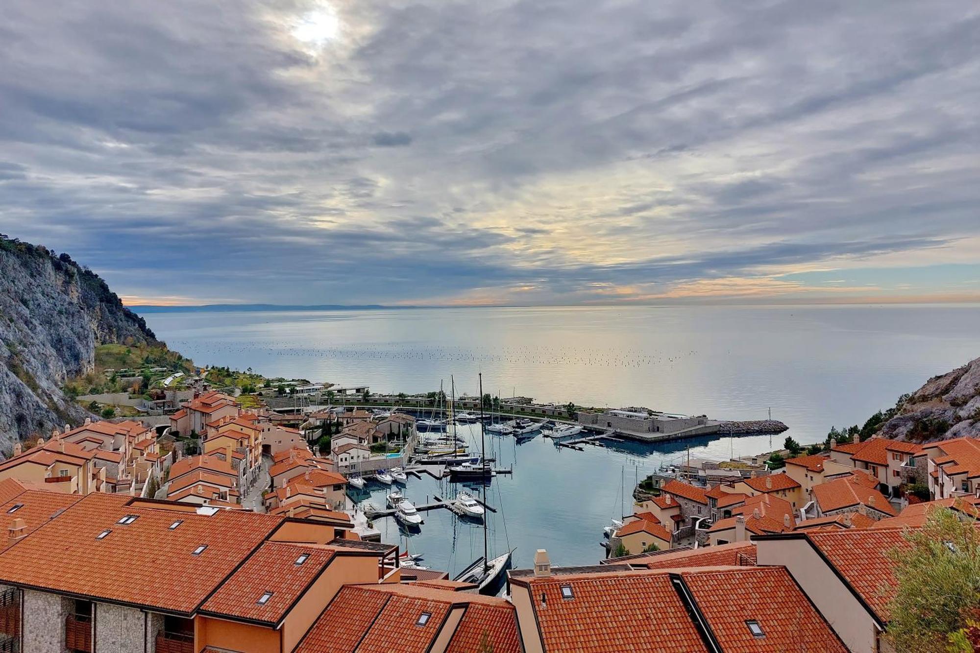 Portopiccolo Apartments Систиана Экстерьер фото